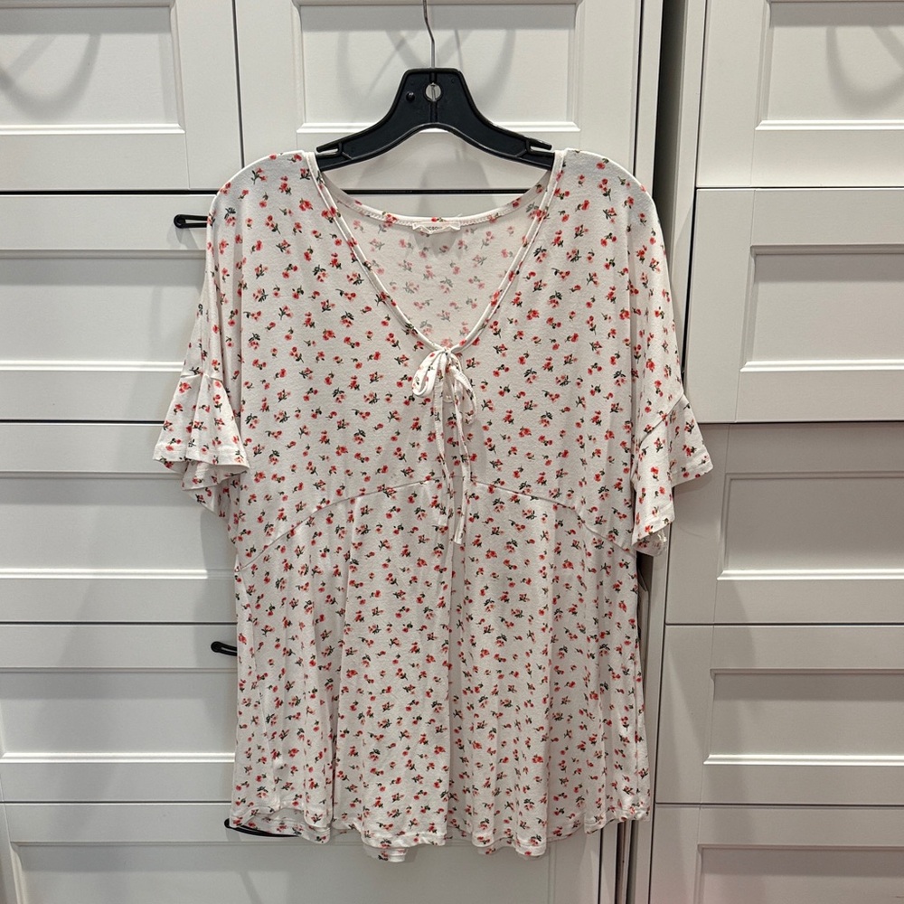 Chic Soul Red Floral Blouse